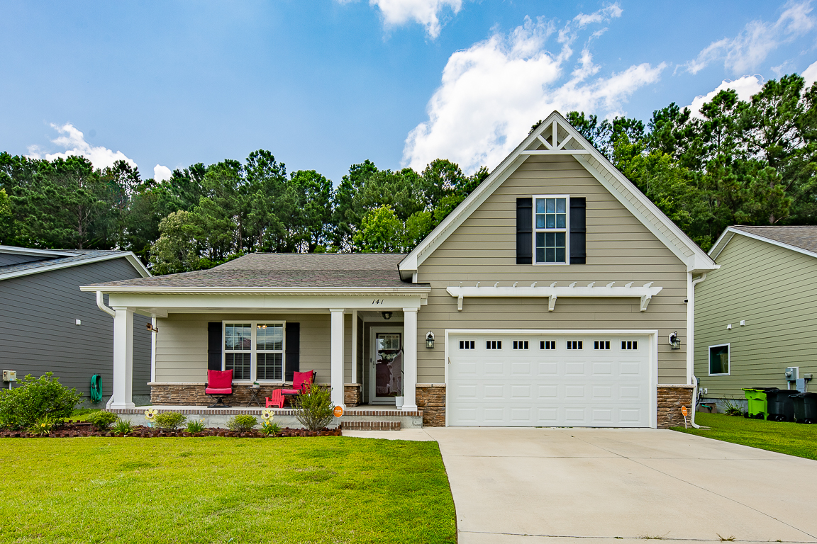 141 Grantham Place