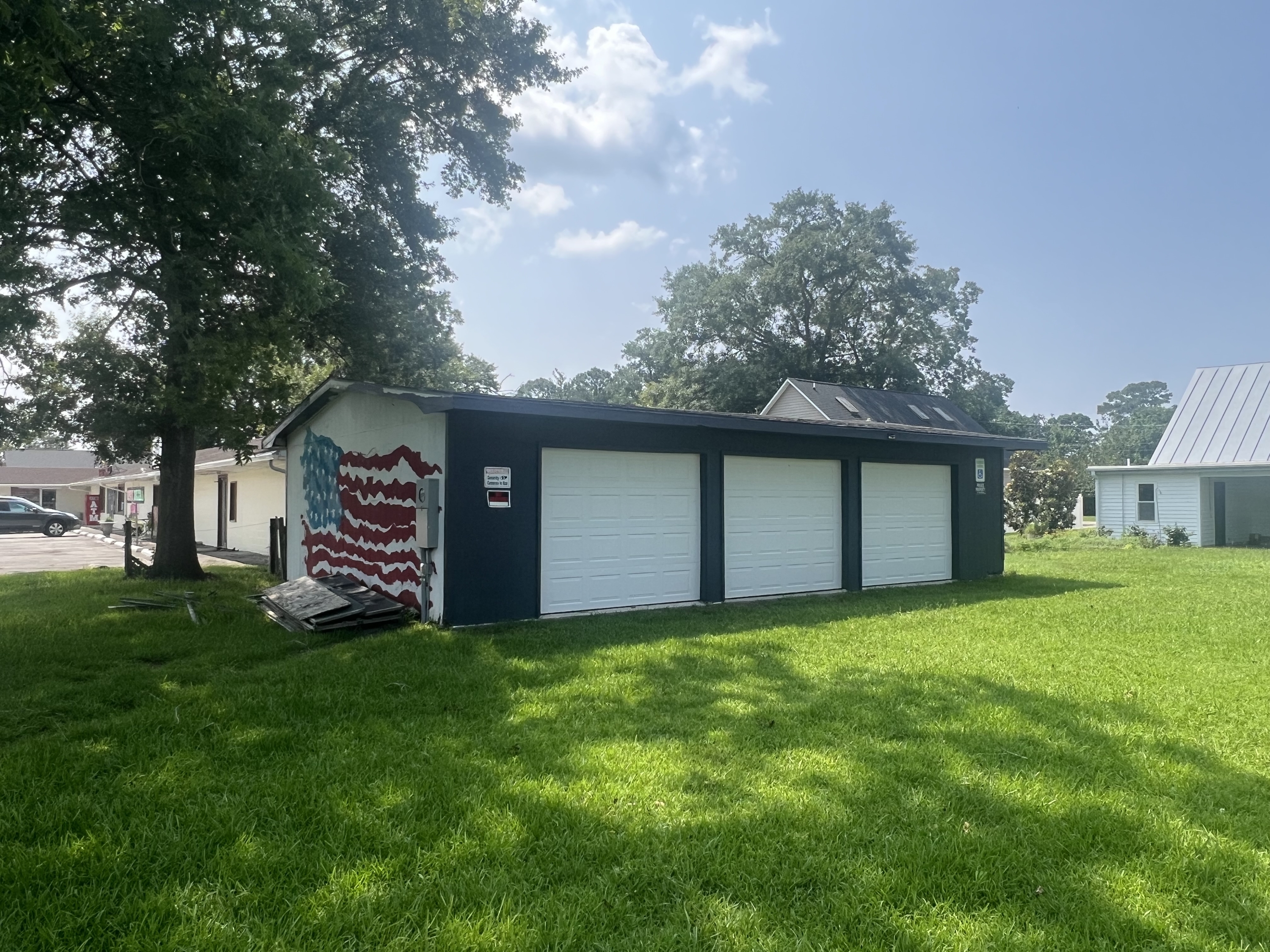 406 Hickory Street - 1