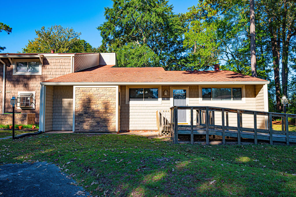 1 Quarterdeck Townes