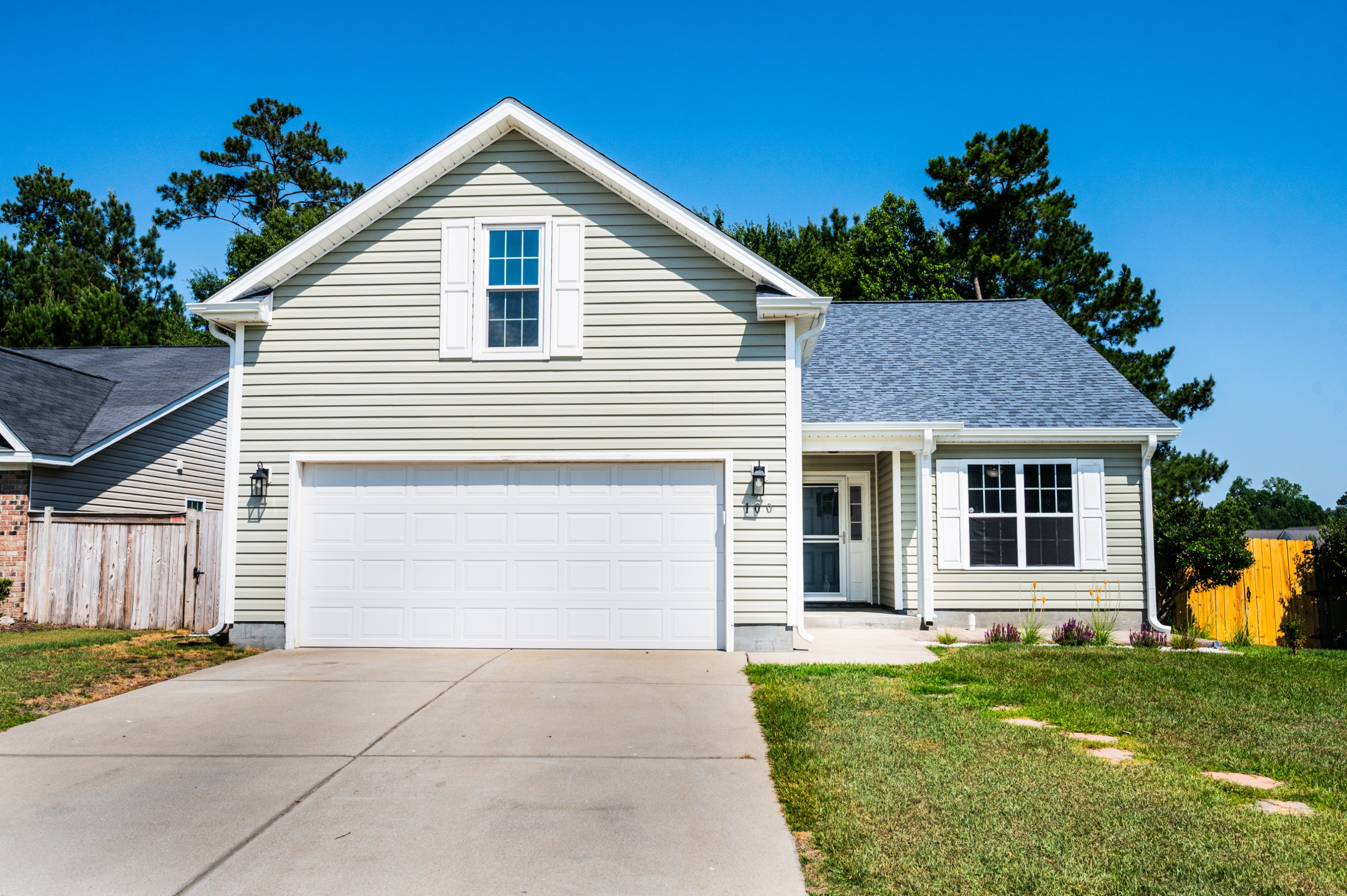 100 Lakeside Green Drive