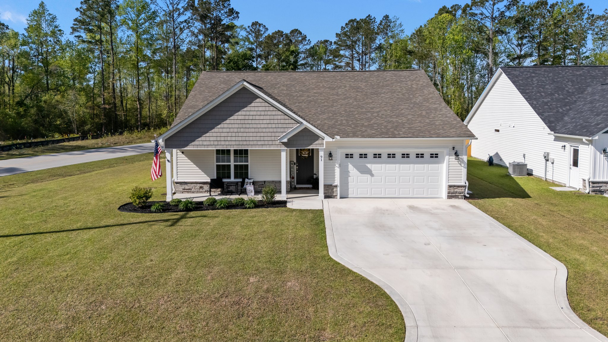 91 Robertson Lane