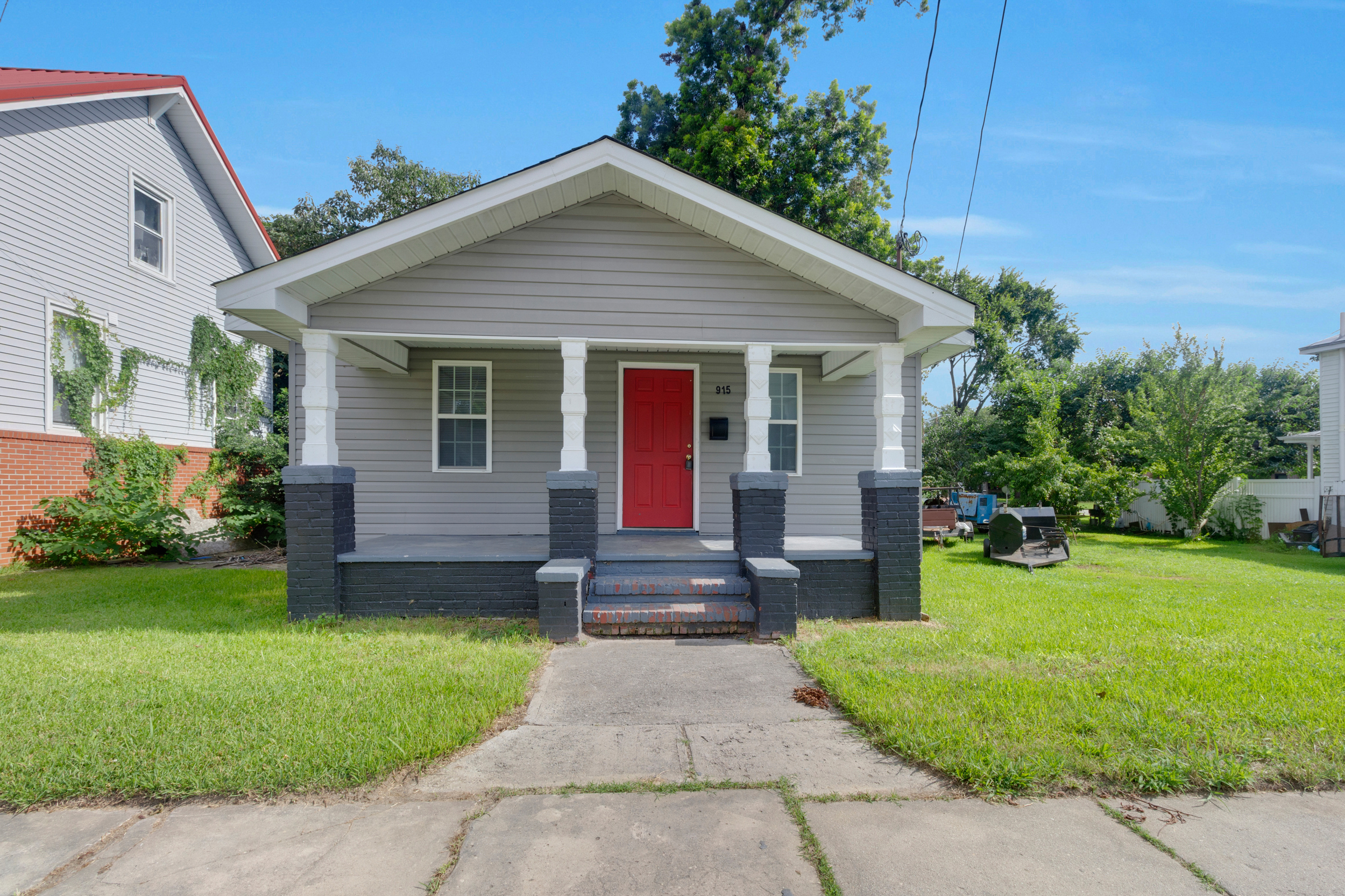 915 Elm Street